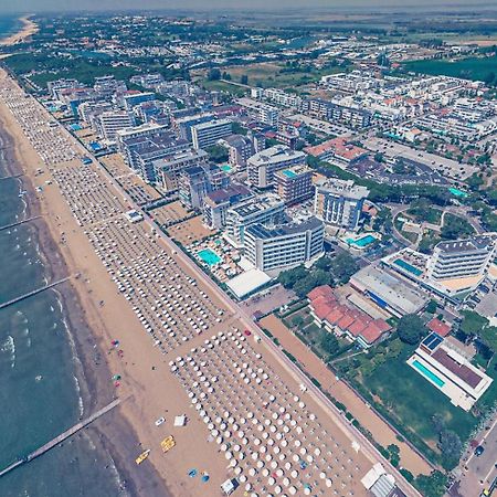 Residence Alla Rotonda Lido di Jesolo Dış mekan fotoğraf