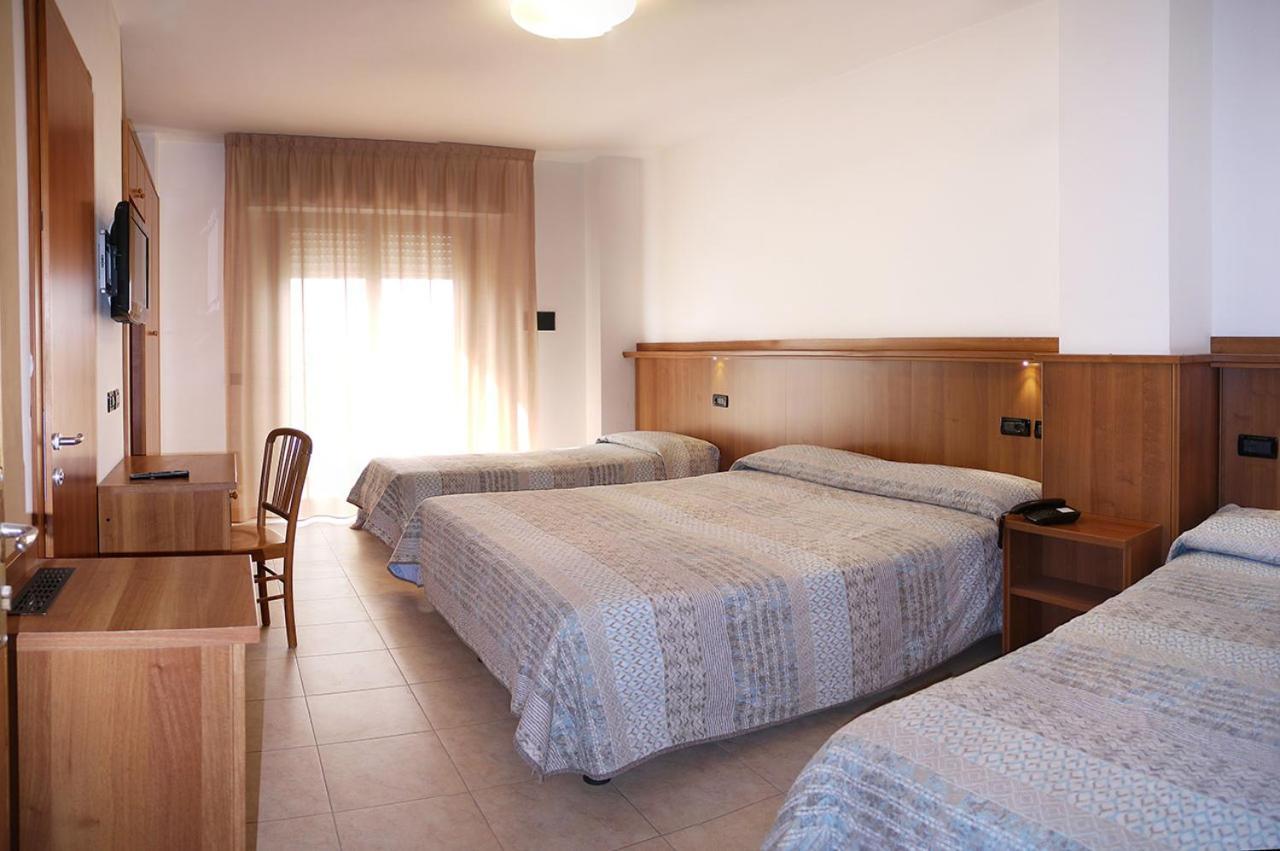 Residence Alla Rotonda Lido di Jesolo Dış mekan fotoğraf