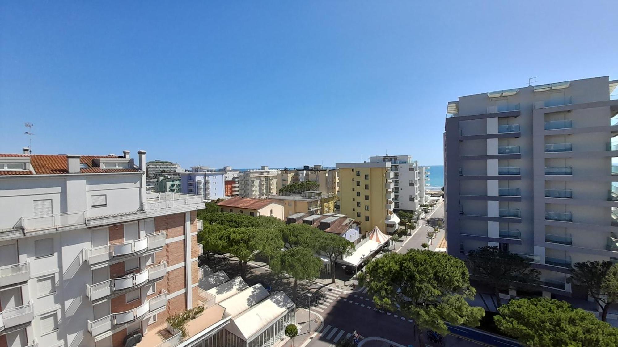 Residence Alla Rotonda Lido di Jesolo Oda fotoğraf